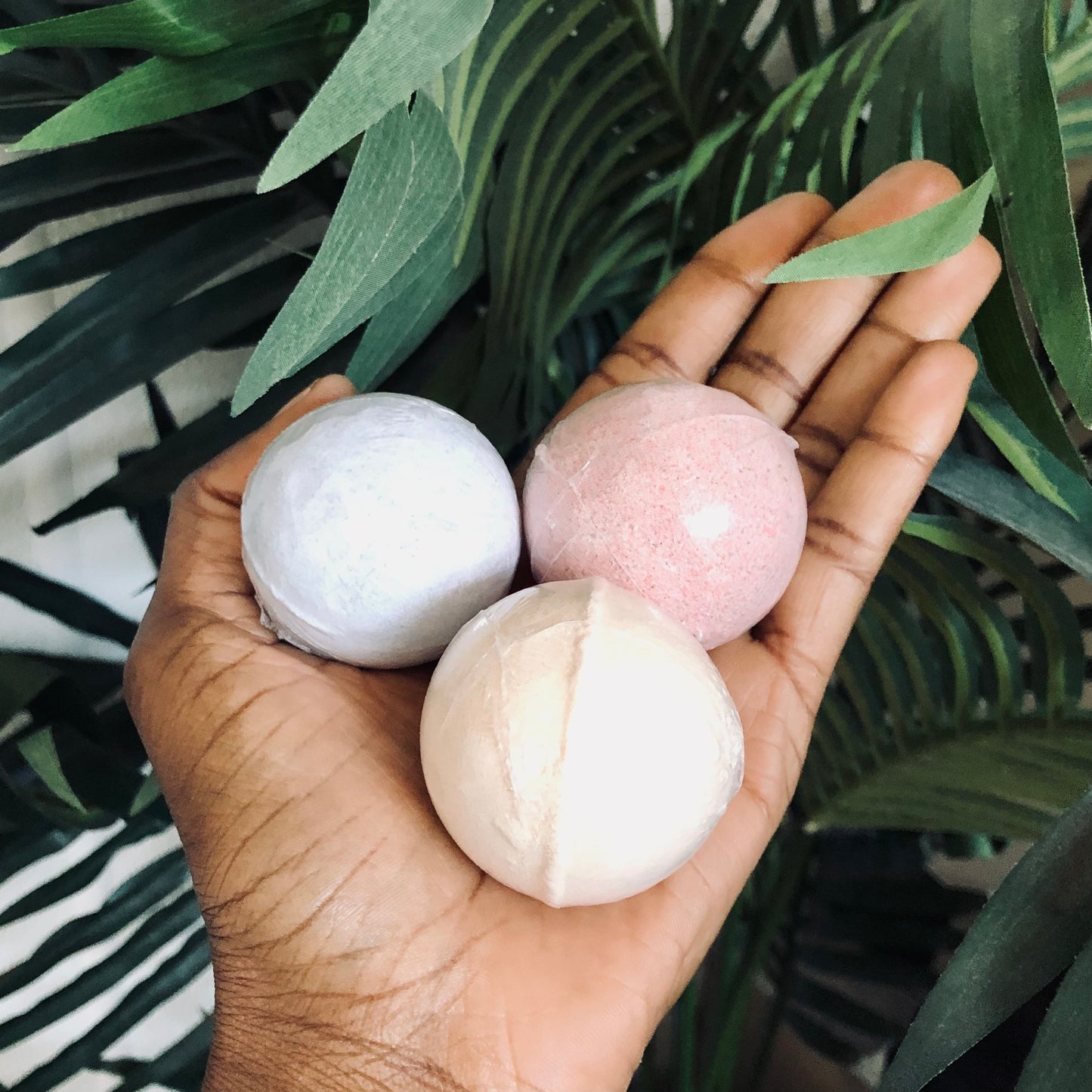 Scents of Living - Essential Oil Infused Bath Bombs