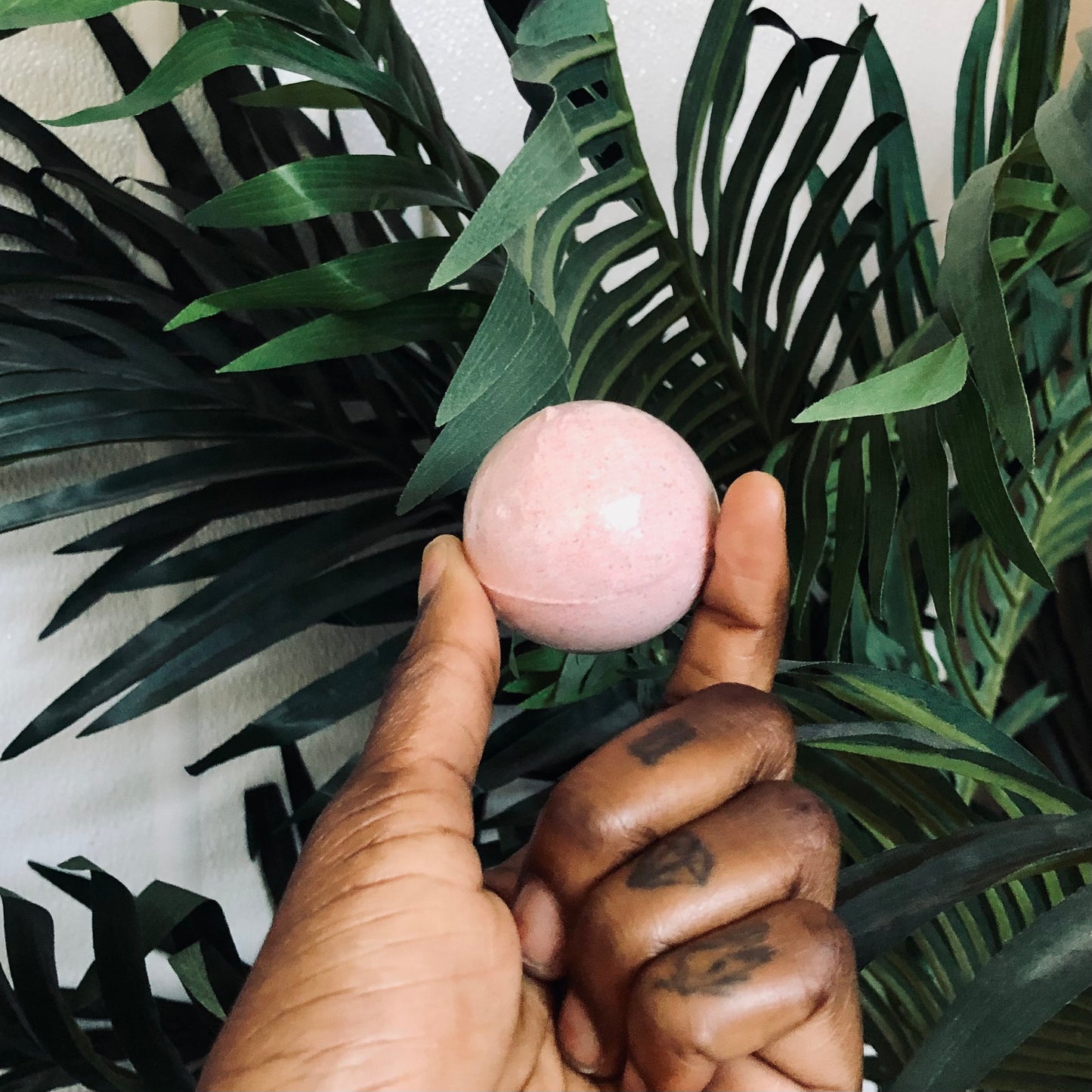Scents of Living - Essential Oil Infused Bath Bombs